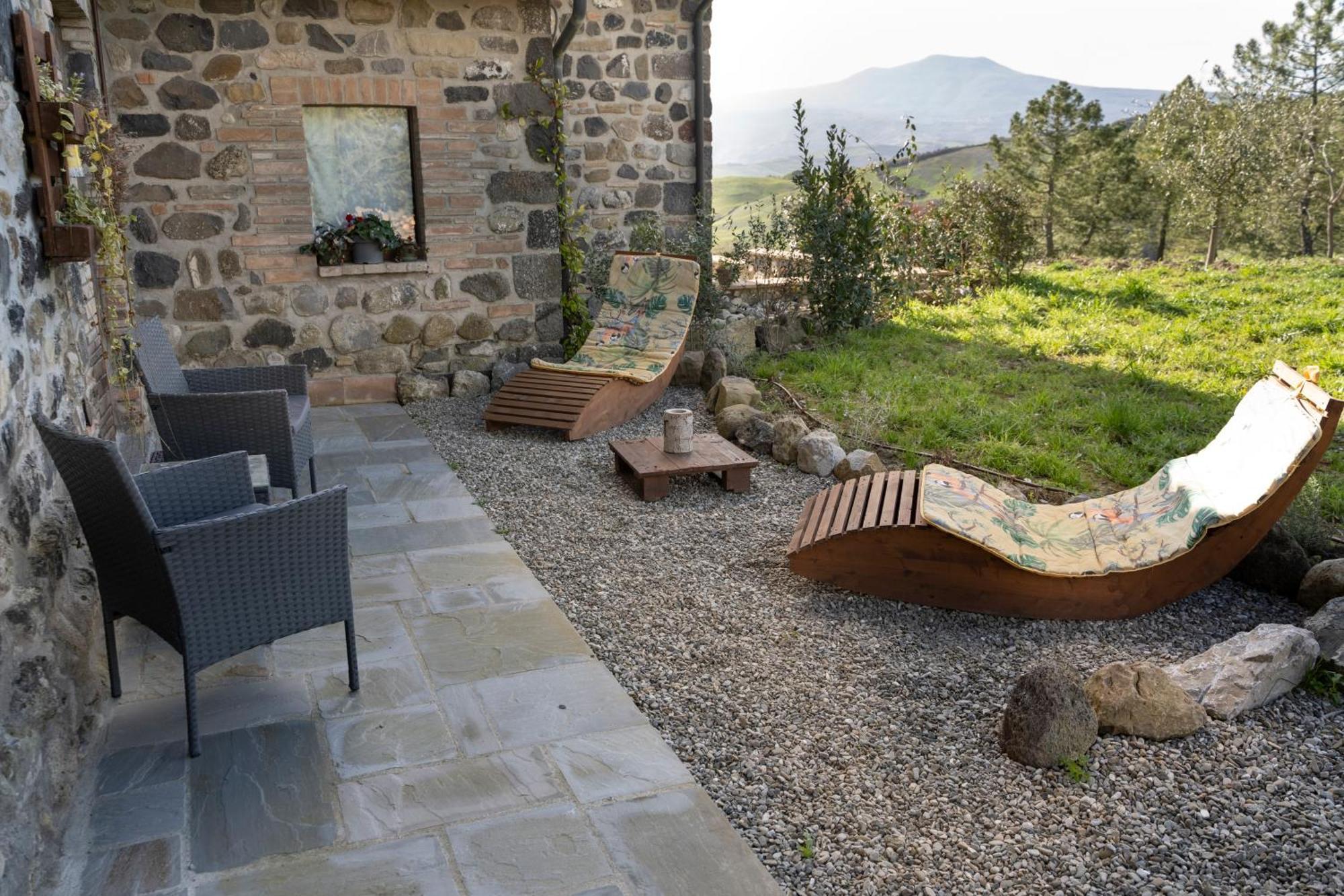 Casa Al Maestro B&B Radicofani Exterior photo